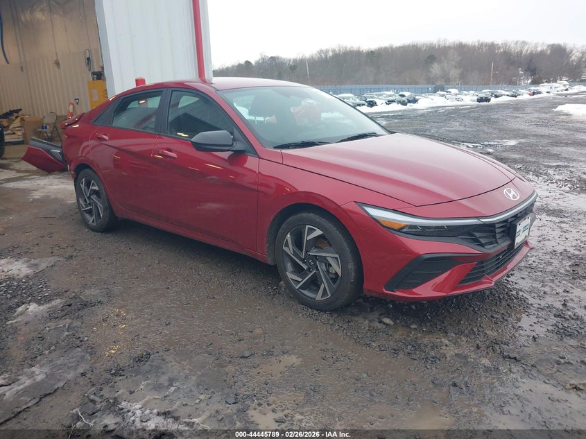 2025 Hyundai Elantra VIN KMHLM4DG8SU000030 IAAI salvage auction — REAR END, Salvage Title, sold $6,600 on 2026-07-22 (photo 1)