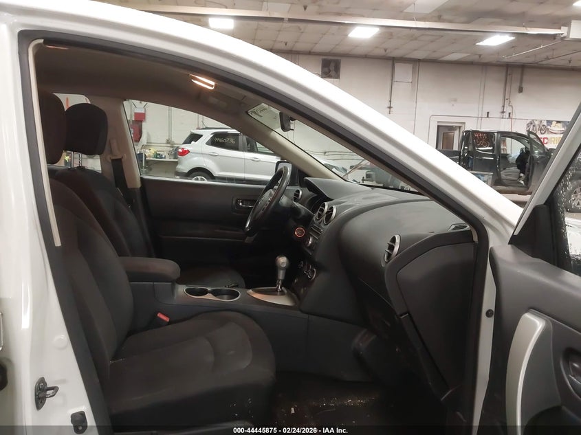 2011 Nissan Rogue sport VIN JN8AS5MV8BW297251 IAAI salvage auction — RIGHT SIDE, Salvage (Maine), sold $375 on 2026-07-13 (photo 5)