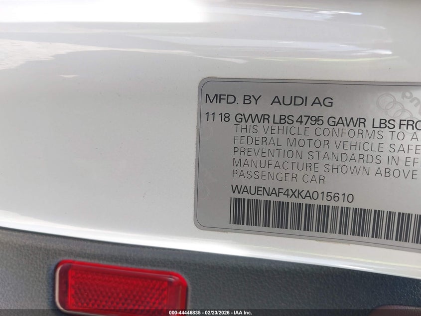 2019 Audi A4 VIN WAUENAF4XKA015610 IAAI salvage auction — REAR END, Clear (Oklahoma), sold $4,400 on 2026-07-21 (photo 9)
