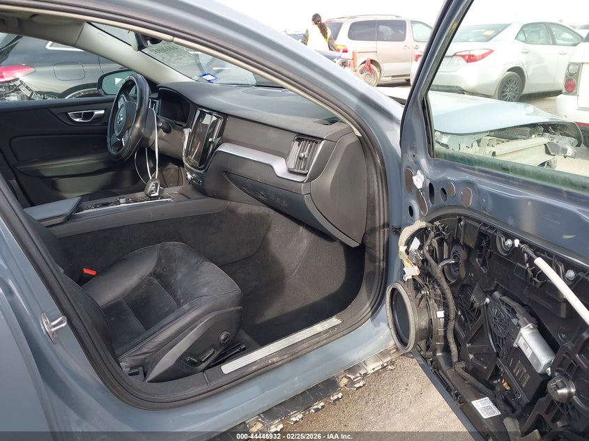 2024 Volvo S60 VIN 7JRL12TK6RG319878 IAAI salvage auction — FRONT & REAR, Original (Texas), sold $4,750 on 2026-08-22 (photo 5)