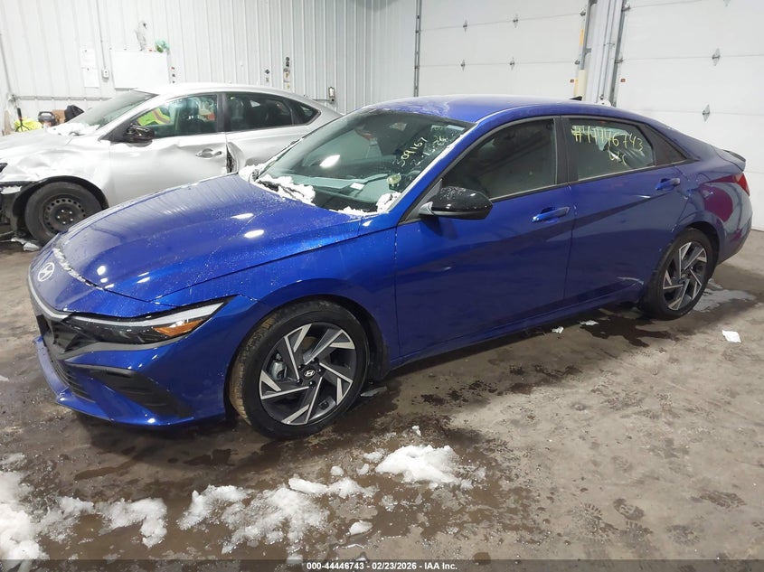 2025 Hyundai Elantra VIN KMHLM4DG3SU072818 IAAI salvage auction — RIGHT SIDE, Salvage (Minnesota), sold $4,800 on 2026-07-24 (photo 2)