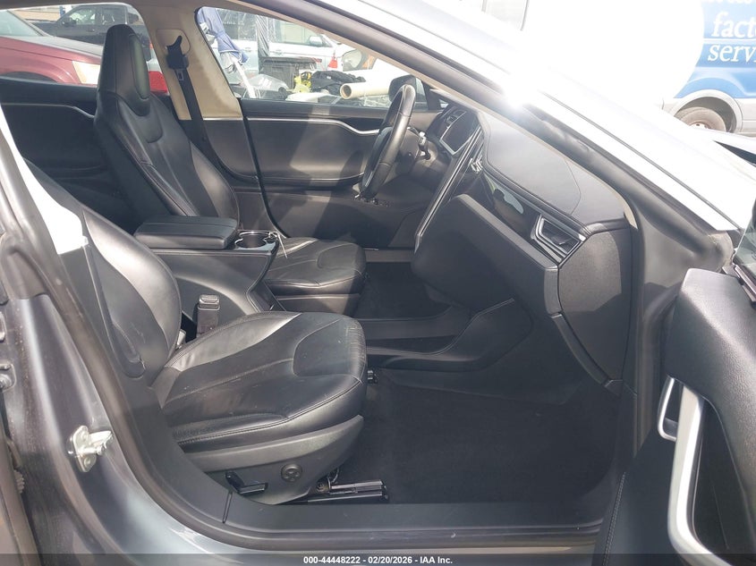2013 Tesla Model S VIN 5YJSA1CP4DFP23684 IAAI salvage auction — Front End, Salvage Title (California), sold $925 on 2026-05-26 (photo 5)