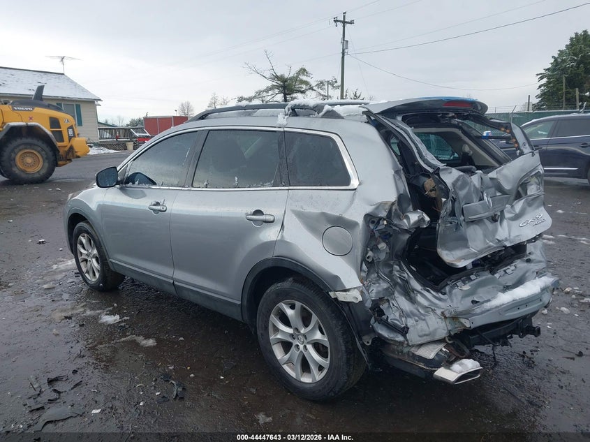 2011 Mazda Cx-9 VIN JM3TB3CAXB0319123 IAAI salvage auction — REAR END, Clear (Virginia), sold $25 on 2026-07-27 (photo 3)