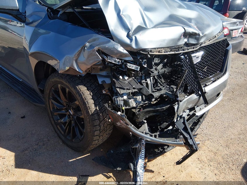 2022 Cadillac Escalade esv VIN 1GYS4RKLXNR123164 IAAI salvage auction — FRONT END, Clear (Oklahoma), sold $23,400 on 2026-07-14 (photo 6)
