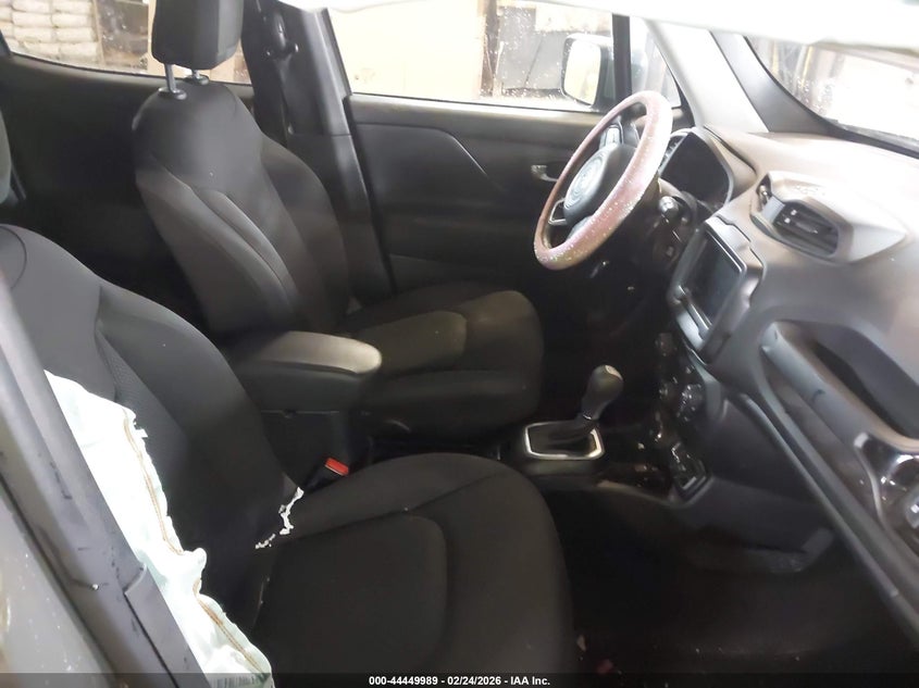 2019 Jeep Renegade VIN ZACNJBBB0KPK50393 IAAI salvage auction — RIGHT SIDE, Salvage (Michigan), sold $525 on 2026-07-09 (photo 5)