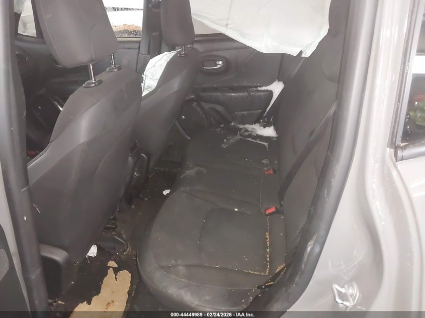2019 Jeep Renegade VIN ZACNJBBB0KPK50393 IAAI salvage auction — RIGHT SIDE, Salvage (Michigan), sold $525 on 2026-07-09 (photo 8)