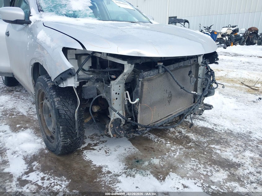 2016 Nissan Rogue VIN KNMAT2MV8GP619833 IAAI salvage auction — FRONT END, Salvage Title, sold $425 on 2026-07-23 (photo 6)