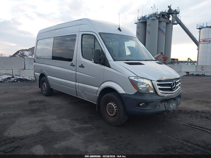 2018 Mercedes-benz Sprinter VIN WD4PE7CD6JP589853 IAAI salvage auction — LEFT REAR, Salvage Title, sold $1,150 on 2026-07-28 (photo 1)