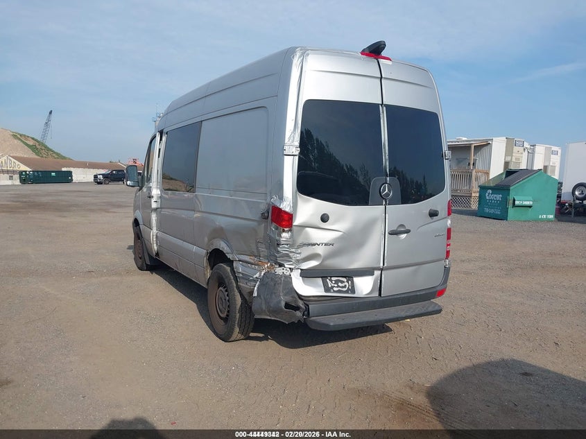 2018 Mercedes-benz Sprinter VIN WD4PE7CD6JP589853 IAAI salvage auction — LEFT REAR, Salvage Title, sold $1,150 on 2026-07-28 (photo 3)