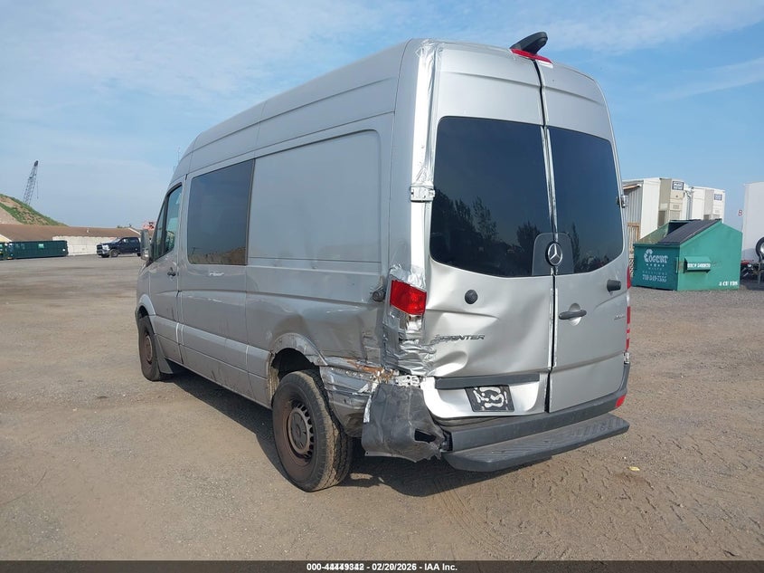 2018 Mercedes-benz Sprinter VIN WD4PE7CD6JP589853 IAAI salvage auction — LEFT REAR, Salvage Title, sold $1,150 on 2026-07-28 (photo 6)
