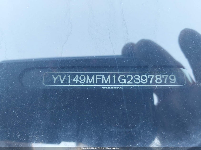 2016 Volvo S60 VIN YV149MFM1G2397879 IAAI salvage auction — NORMAL WEAR, Original (Texas), sold $650 on 2026-07-06 (photo 9)