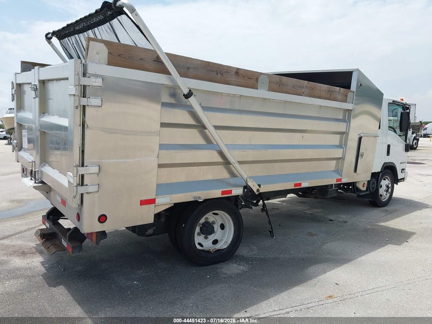 2024 Isuzu Npr VIN 54DC4J1D2RS208161 IAAI salvage auction — LEFT & RIGHT, Rebuildable (Florida), sold $13,600 on 2026-07-30 (photo 6)