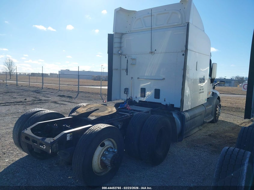 2019 Peterbilt 579 VIN 1XPBDP9XXKD600492 IAAI salvage auction — Unknown, Clear (Illinois), sold $10,000 on 2026-08-17 (photo 4)
