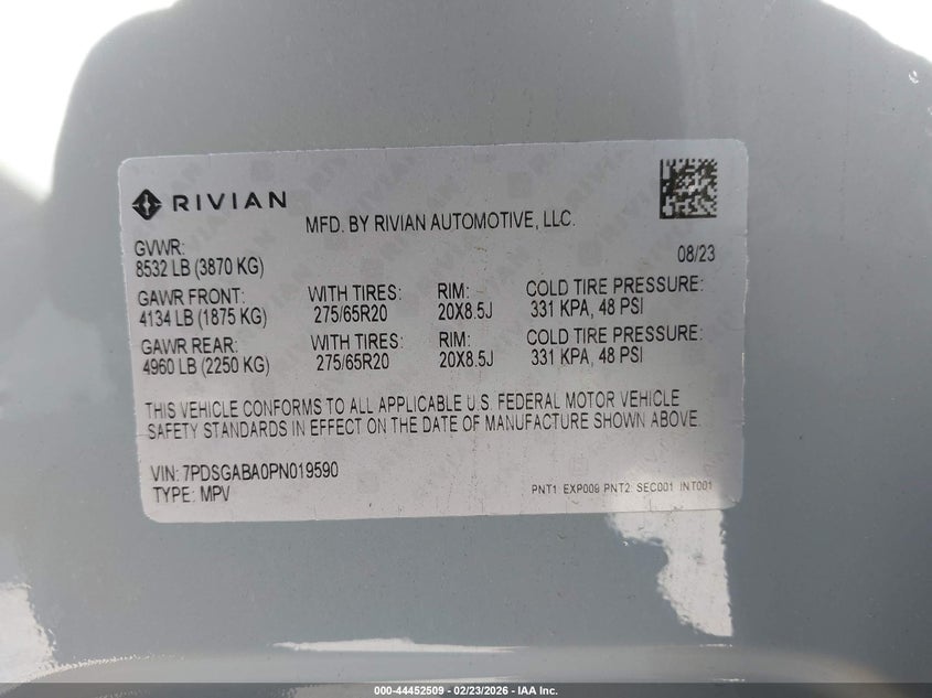 2023 Rivian R1s VIN 7PDSGABA0PN019590 IAAI salvage auction — Side, Salvage (California), sold $23,800 on 2026-04-01 (photo 9)