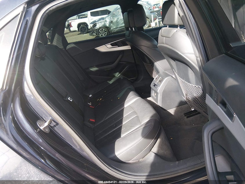 2017 Audi A4 VIN WAUENAF48HN020192 IAAI salvage auction — REAR END, Salvage Title, sold $3,600 on 2026-07-27 (photo 8)