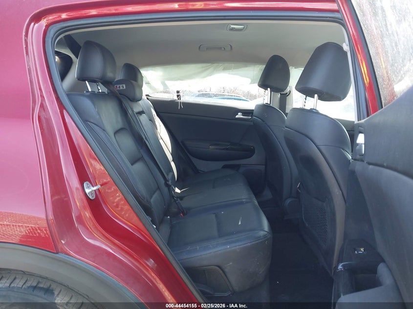 2019 Kia Sportage VIN KNDPNCAC3K7582826 IAAI salvage auction — FRONT END, Salvage Title, sold $625 on 2026-08-02 (photo 8)