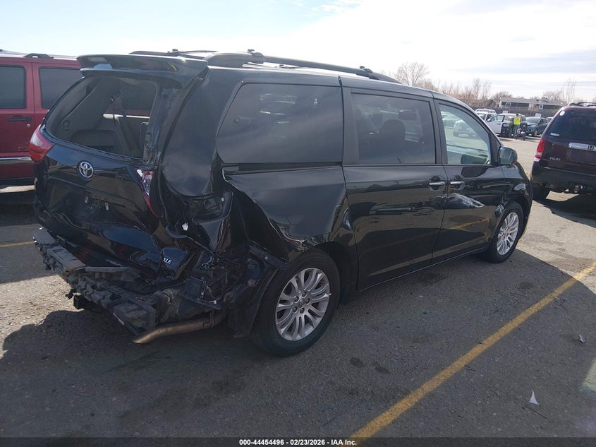 2017 Toyota Sienna VIN 5TDYZ3DC3HS821827 IAAI salvage auction — RIGHT REAR, Salvage (Colorado), sold $25 on 2026-07-28 (photo 4)