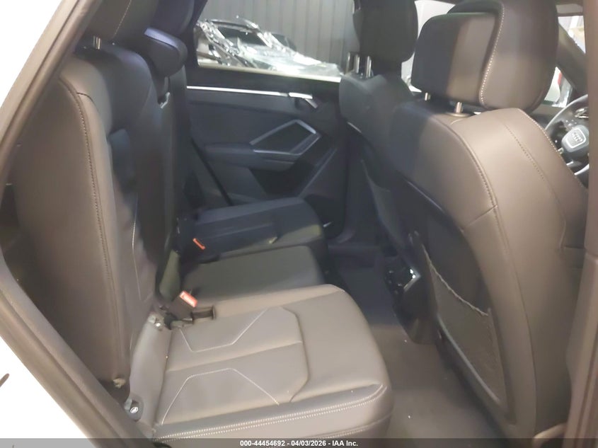 2025 Audi Q3 VIN WA1DECF32S1027407 IAAI salvage auction — FRONT END, Wait Title, sold $13,775 on 2026-08-25 (photo 8)