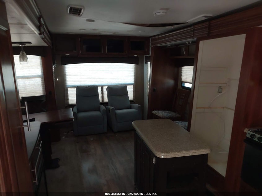 2017 Jayco Other VIN 1UJBJ0BU5H1EB0058 IAAI salvage auction — ROOF, Clear (Oklahoma), sold $3,050 on 2026-07-09 (photo 5)