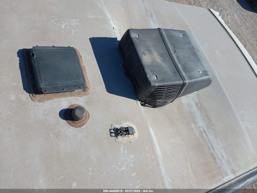 2017 Jayco Other VIN 1UJBJ0BU5H1EB0058 IAAI salvage auction — ROOF, Clear (Oklahoma), sold $3,050 on 2026-07-09 (photo 6)