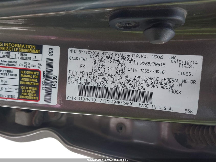 2015 Toyota Tacoma VIN 5TFLU4EN5FX115805 IAAI salvage auction — LEFT & RIGHT, Salvage (Vermont), sold $5,150 on 2026-07-23 (photo 9)