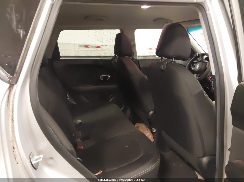 2019 Kia Soul VIN KNDJN2A28K7010951 IAAI salvage auction — REAR END, Salvage Title, sold $900 on 2026-07-28 (photo 8)