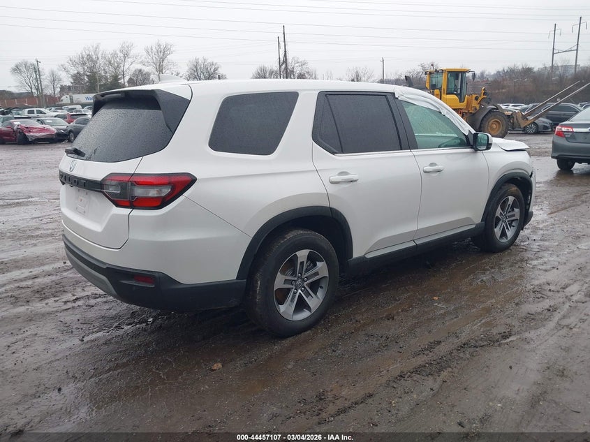 2025 Honda Pilot VIN 5FNYG1H42SB108782 IAAI salvage auction — FRONT END, Salvage Title, sold $11,600 on 2026-07-31 (photo 4)