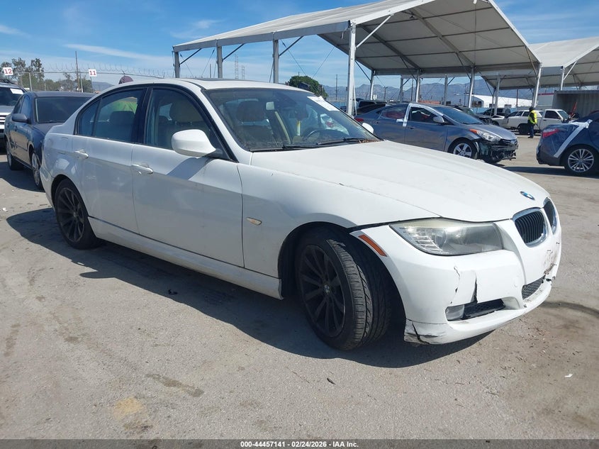 2011 BMW 3er VIN WBAPH5G52BNM76484 IAAI salvage auction — FRESH WATER, Salvage (California), sold $600 on 2026-07-15 (photo 1)