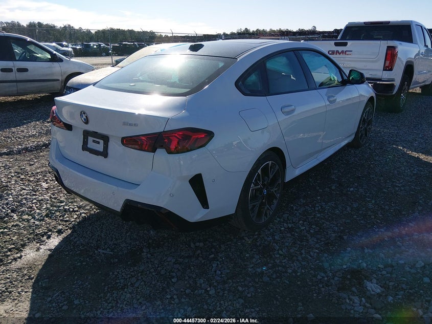2026 BMW 2er VIN WBA83GG04T7U97684 IAAI salvage auction — LEFT SIDE, Enterprise Vehicles Clear Only (Illinois), sold $15,600 on 2026-07-15 (photo 4)