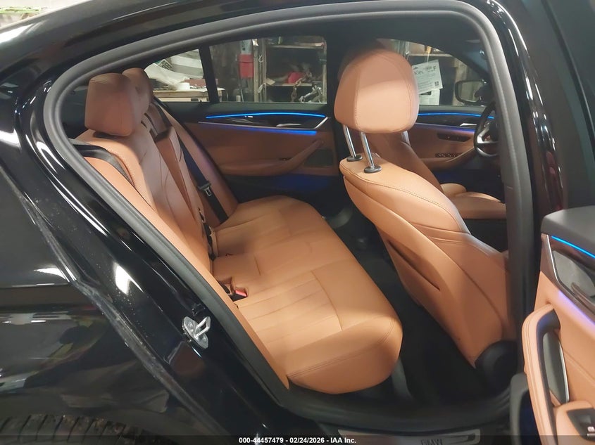 2022 BMW 5er VIN WBA13BJ03NWX53190 IAAI salvage auction — LEFT SIDE, Salvage Title, sold $17,675 on 2026-09-01 (photo 8)