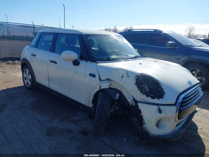 2021 Mini Hard top VIN WMWXU7C01M2P40090 IAAI salvage auction — RIGHT FRONT, Salvage (Ohio), sold $2,700 on 2026-07-14 (photo 1)