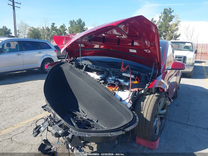 2026 Tesla Model x VIN 7SAXCAE58TF482662 IAAI salvage auction — FRONT END, Salvage Title, sold $22,100 on 2026-07-14 (photo 6)