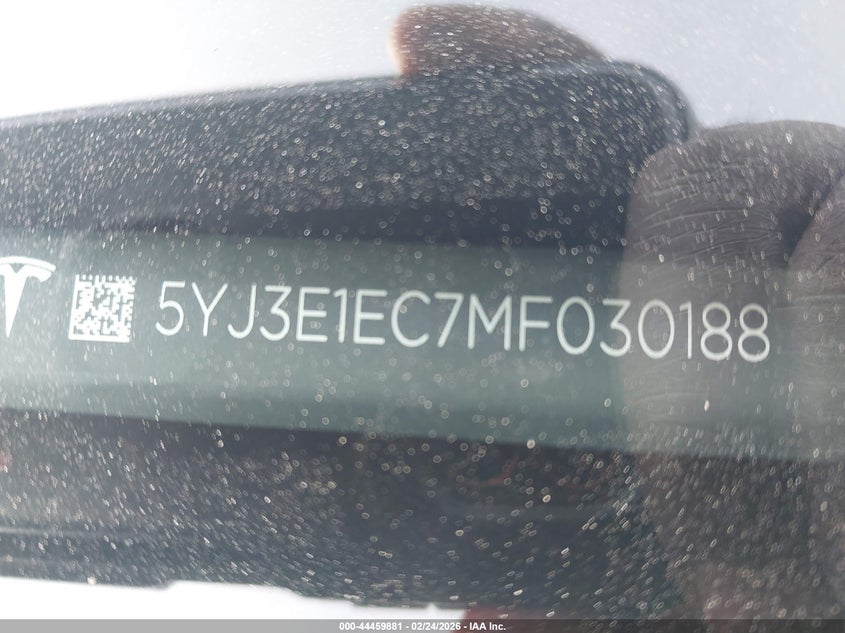 2021 Tesla Model 3 VIN 5YJ3E1EC7MF030188 IAAI salvage auction — REAR END, Salvage Title, sold $10,100 on 2026-07-22 (photo 9)