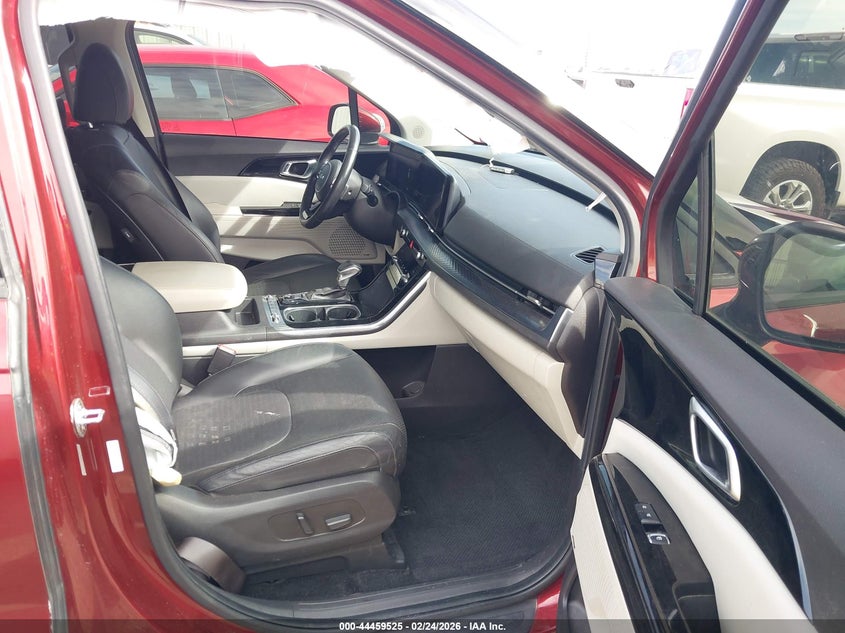 2022 Kia Carnival VIN KNDNE5H37N6065337 IAAI salvage auction — SIDE, Salvage Title, sold $6,800 on 2026-07-15 (photo 5)