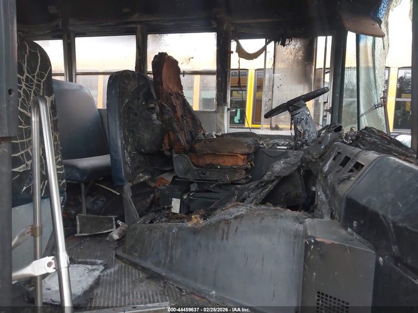 2008 Thomas School bus VIN 1T88U4C2881292917 IAAI salvage auction — BURN, Bill Of Sale (Georgia), sold $250 on 2026-07-09 (photo 5)