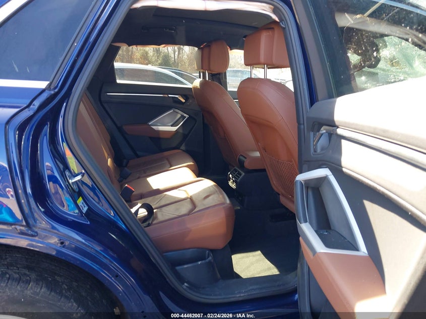 2024 Audi Q3 VIN WA1DECF34R1171275 IAAI salvage auction — ROLLOVER, Salvage - Greater Than 75% (Maryland), sold $3,950 on 2026-07-23 (photo 8)