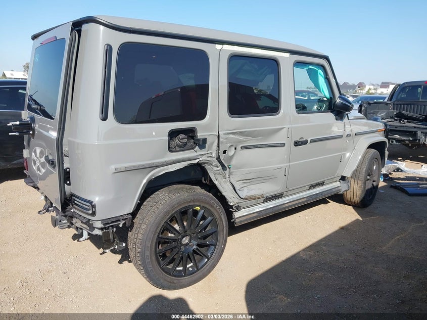2023 Mercedes-benz G-klasse VIN W1NYC6BJ8PX472184 IAAI salvage auction — RIGHT REAR, Salvage Title, sold $95,250 on 2026-07-06 (photo 4)