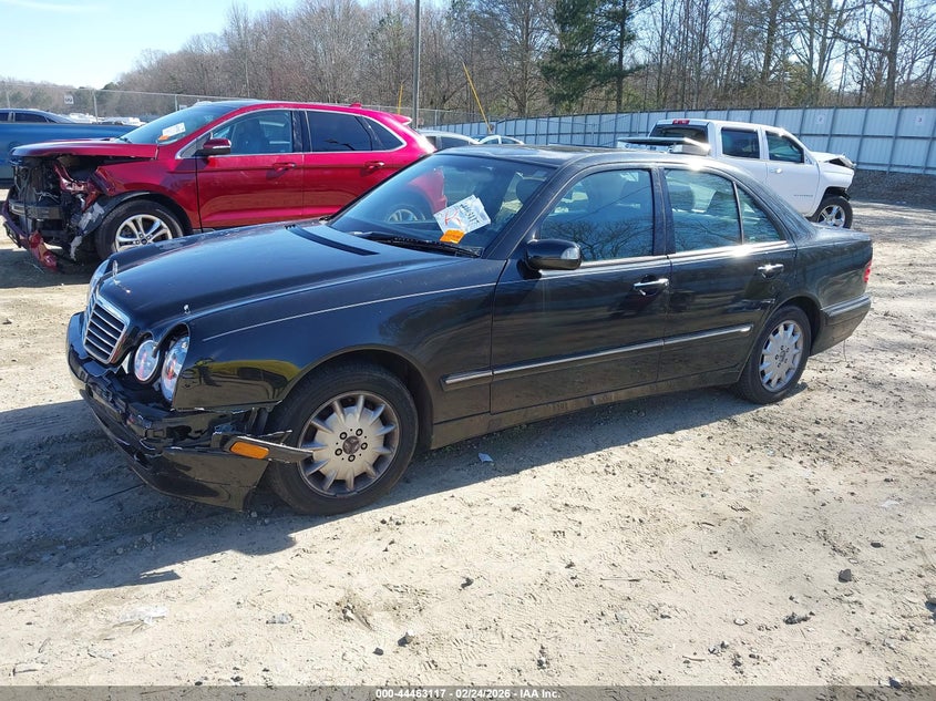 2000 Mercedes-benz E-class VIN WDBJF65J2YB108349 IAAI salvage auction — FRONT & REAR, Salvage (Georgia), sold $400 on 2026-07-16 (photo 2)