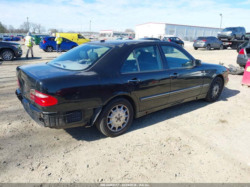 2000 Mercedes-benz E-class VIN WDBJF65J2YB108349 IAAI salvage auction — FRONT & REAR, Salvage (Georgia), sold $400 on 2026-07-16 (photo 4)
