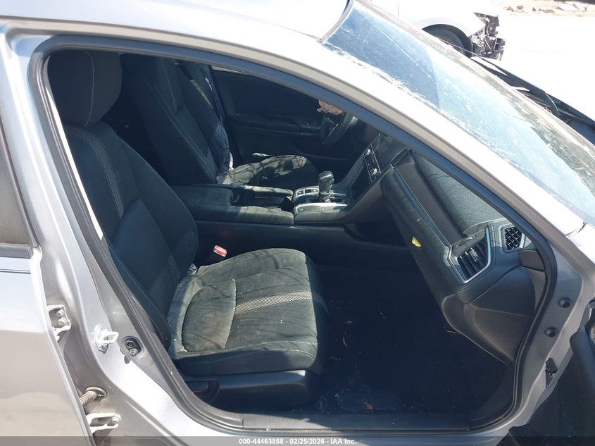 2018 Honda Civic VIN JHMFC1F35JX005582 IAAI salvage auction — UNKNOWN, Salvage Title, sold $1,800 on 2026-07-08 (photo 5)