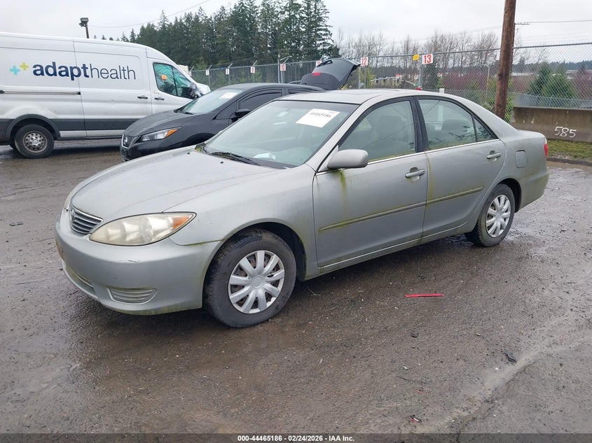 2005 Toyota Camry VIN JTDBE30K353024974 IAAI salvage auction — FRONT END, Clear (Washington), sold $500 on 2026-07-29 (photo 2)