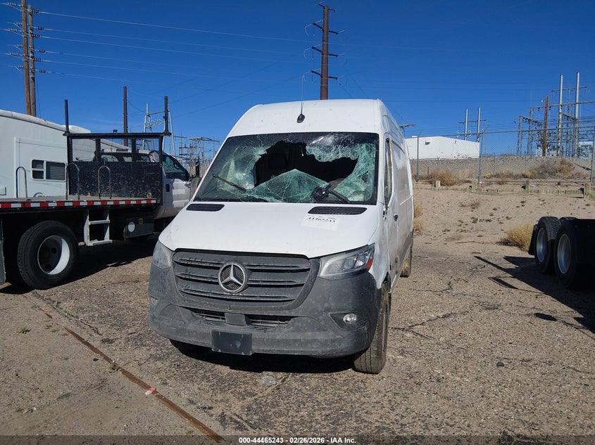 2025 Mercedes-benz Sprinter VIN W1Y4KCHY2ST201712 IAAI salvage auction — FRONT END, Salvage (New Mexico), sold $7,400 on 2026-07-20 (photo 6)