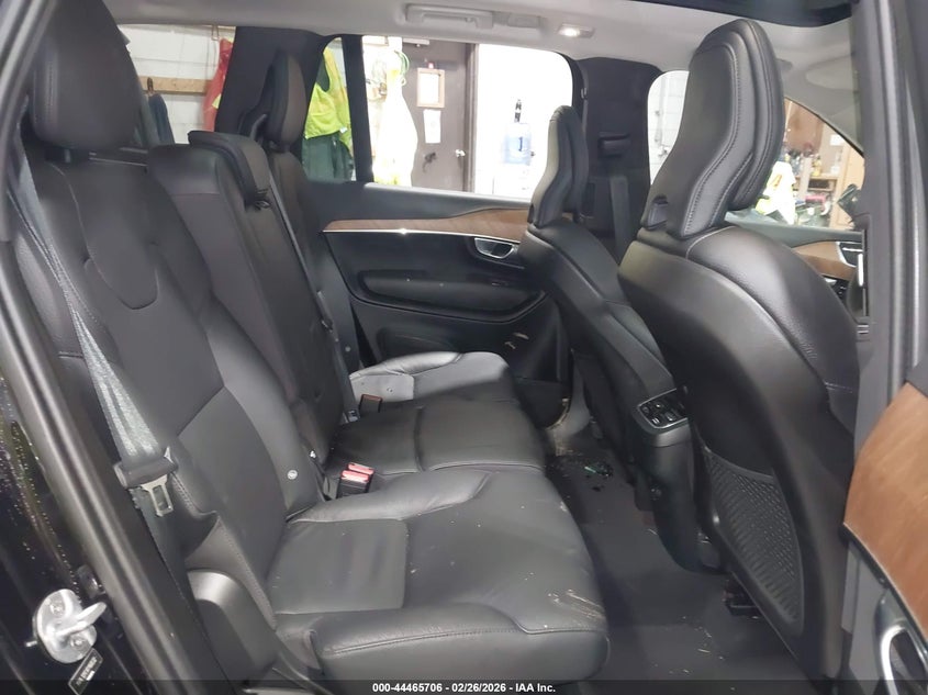 2024 Volvo Xc90 VIN YV4L12PEXR1168532 IAAI salvage auction — LEFT SIDE, Salvage Title, sold $8,050 on 2026-07-15 (photo 8)