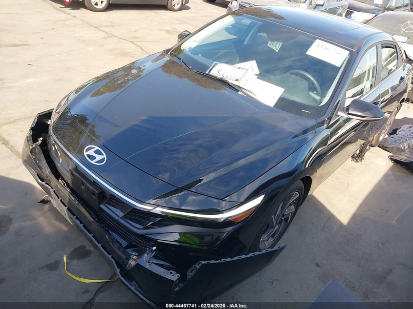 2025 Hyundai Elantra VIN KMHLN4DJ8SU176164 IAAI salvage auction — REAR END, Other, sold $8,800 on 2026-07-24 (photo 2)