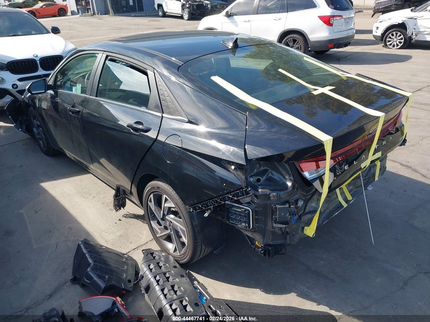 2025 Hyundai Elantra VIN KMHLN4DJ8SU176164 IAAI salvage auction — REAR END, Other, sold $8,800 on 2026-07-24 (photo 3)