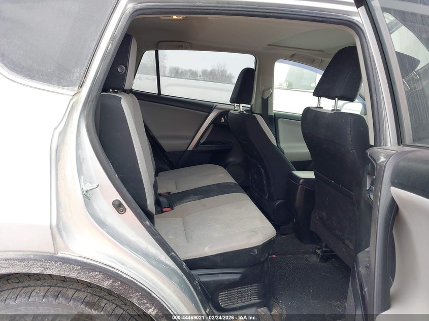 2016 Toyota Rav 4 VIN JTMRJREV1GD003229 IAAI salvage auction — FRONT END, Salvage (Iowa), sold $4,450 on 2026-07-07 (photo 8)