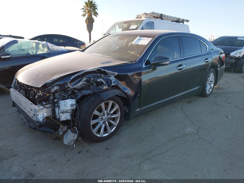 2011 Lexus Ls VIN JTHBL5EFXB5103540 IAAI salvage auction — LEFT FRONT, Salvage (California), sold $1,800 on 2026-07-29 (photo 2)