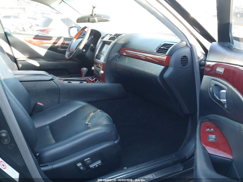 2011 Lexus Ls VIN JTHBL5EFXB5103540 IAAI salvage auction — LEFT FRONT, Salvage (California), sold $1,800 on 2026-07-29 (photo 5)