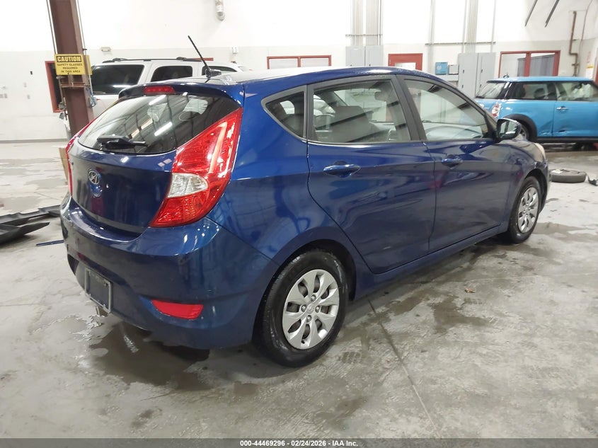 2017 Hyundai Accent VIN KMHCT5AE8HU305564 IAAI salvage auction — FRONT END, Salvage (Idaho), sold $1,300 on 2026-07-31 (photo 4)