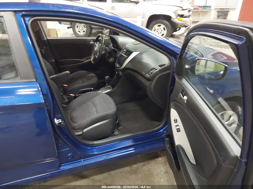 2017 Hyundai Accent VIN KMHCT5AE8HU305564 IAAI salvage auction — FRONT END, Salvage (Idaho), sold $1,300 on 2026-07-31 (photo 5)